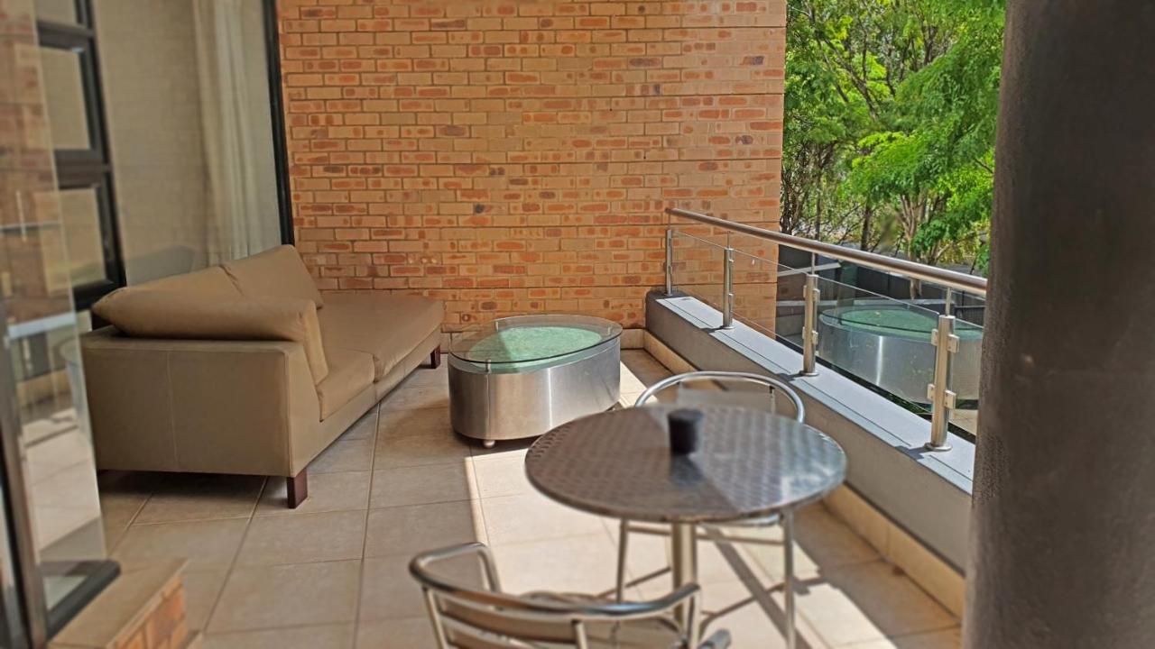 Zuri Residences At Ten Degrees Johannesburg Zewnętrze zdjęcie